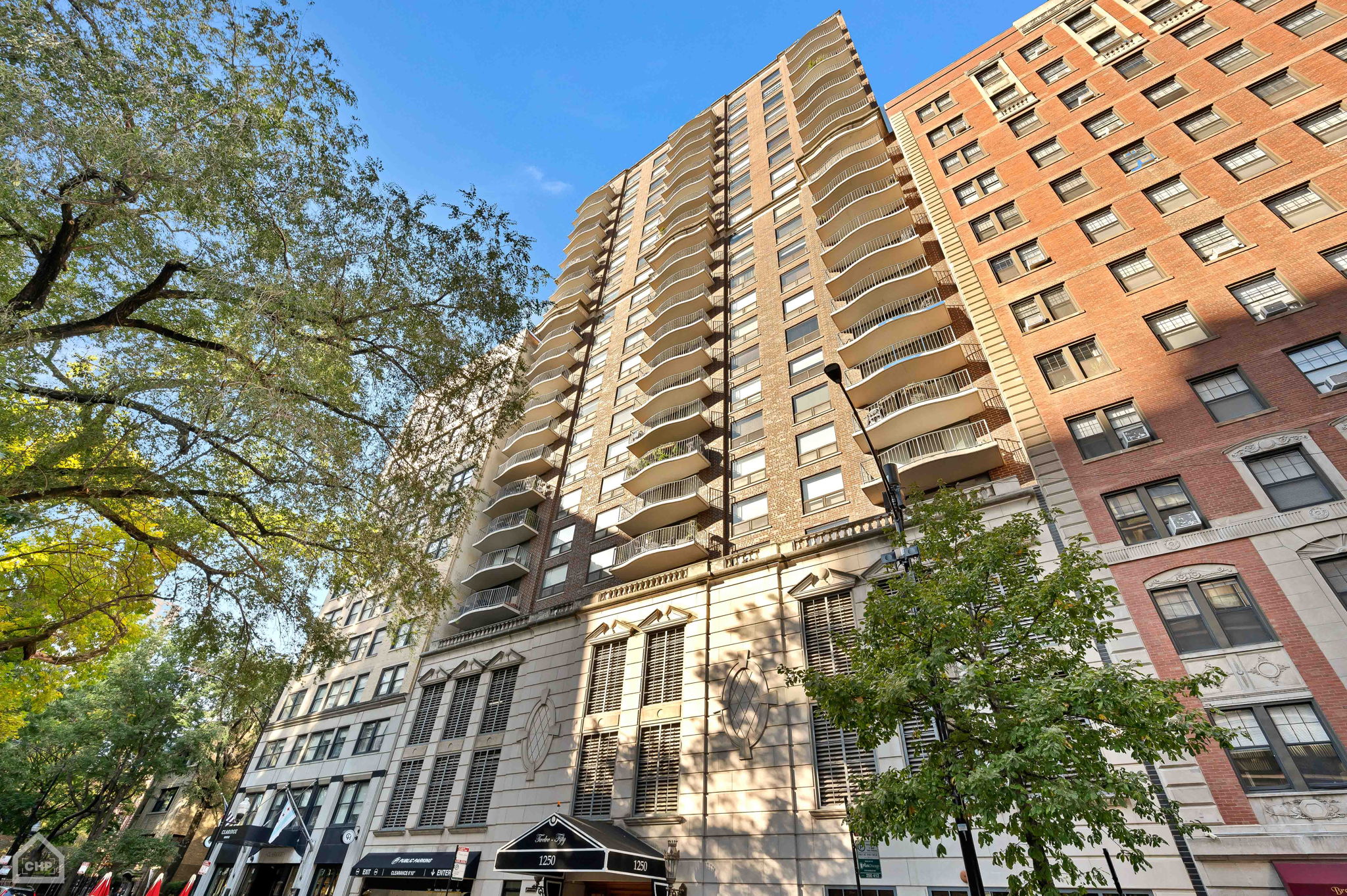 1250 North Dearborn Street 17C Chicago IL 60610